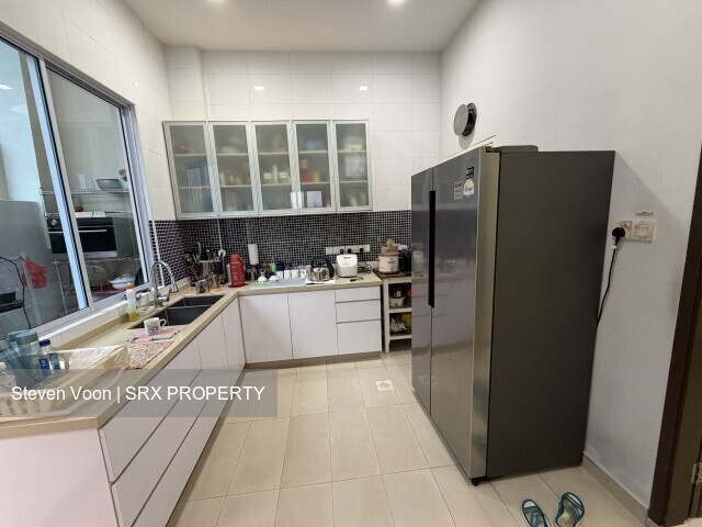 Thomson Hills Estate (D20), Terrace #633875221
